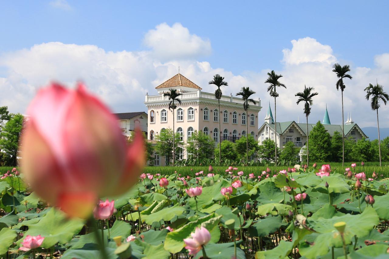 Sigma Castle Lägenhet Yilan Exteriör bild